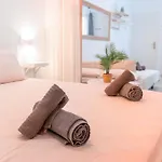 Acogedor Estudio En Triana Con Jacuzzi Y Wifi