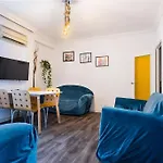 Apartamento En Barrio Sevillano, Free Bus, Metro