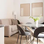 Santa Ana 18 Suite Apartments