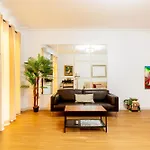 House Sevillana Parking