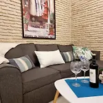 Hostfy Mercado de Triana