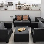 Private & Pool Goyeneta Sevilla Urban Apartment
