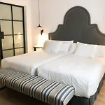 Apartamentos Hom Sevilla