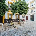 Bright Bunk Bed Room In Seville Historic Center