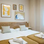 Charming Apartment In The Heart Of Triana, Seville