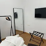 Apartamento Calle Rodrigo De Triana Con Opcion De Parking