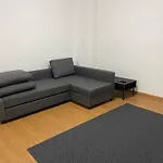Apartamento Calle Rodrigo De Triana Con Opcion De Parking