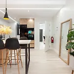 Family Home Suits Encantos De Sevilla