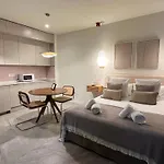 Feelathome O\'Donnell Apartments