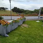 Agradable Villa Con Piscina
