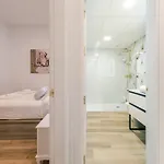 Lujoso Apartamento Frente La Feria De Sevilla, Los Remedios