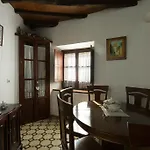 Holi-Rent Puerta Judería