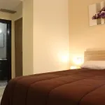 Triana bridge Apartment