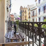 Artist\'S Charming Design - Space Maison Apartments