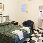 Pensión San Benito Abad