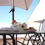 Life Apartments Santo Rey