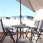 Life Apartments Santo Rey