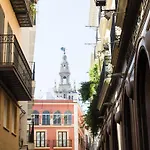 Apartment Plaza Del Salvador