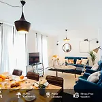 Stunning And Colorful- 4Bd 2Bth- Santa Cruz