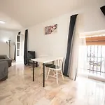Apartamentos Arc House