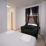 Apartamentos Arc House