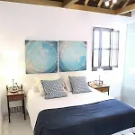 Duplex Karivu Gavídia