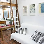 Apto En Corral De Vecinos Del S.Xvii