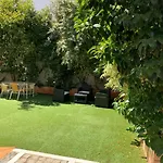 10 Bdr Chalet; Maria Luisa Park
