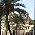 Luxurious 2 Bedroom Flat In A Historic Building