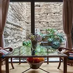 Muralla - Wall