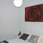 Apartamentos RG Triana, calle Castilla con PATIO