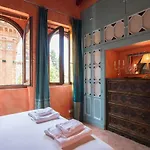 Oriental Apartment Gardens Views 2 Pax