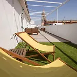 Triana Deluxe Skyview