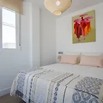 Triana Deluxe Skyview