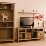 Alameda Amor Suite by Valcambre