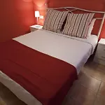 Puerta Maestranza Apartaments