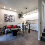 Apartamento con terraza en San Luis. Parking&Netflix
