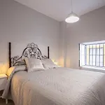 Apartamento Casco Antiguio ↑ Calidades 4 Px 1 Br