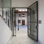 Palacio Buenavista Patio De Sevilla