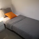 Dos De Mayo Beds