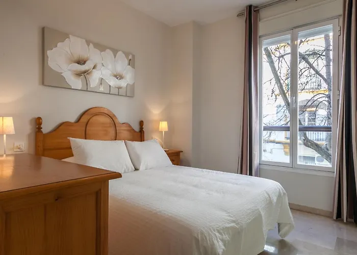 Apartamento cerca del Alcázar con garaje privado