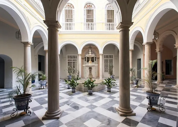 Cozy Apartment In House-Palace With Private Patio