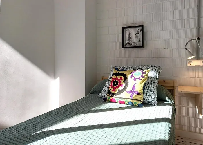 Casa entera e independiente con parking en pleno centro de Sevilla
