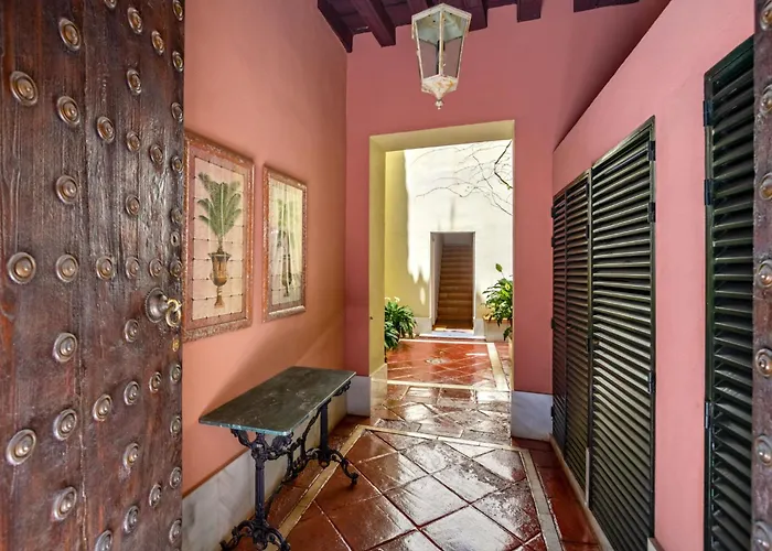 Museum Duplex And Patios, Historical Center, 8 Pax