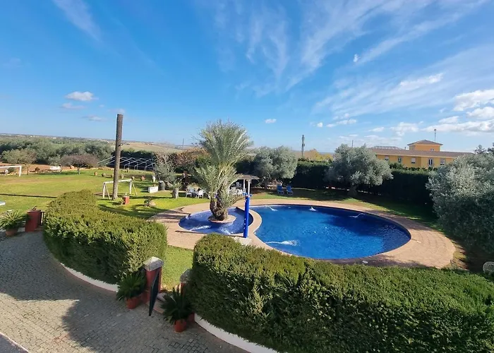 Finca exclusiva (10.000m2) para 10-17 personas
