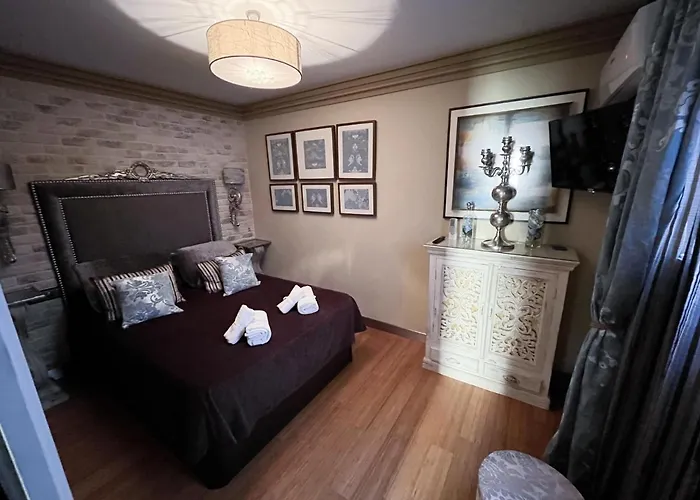 180 Home Luxury N. De Los Angeles