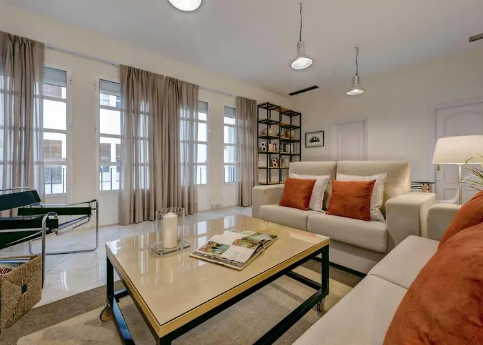 Genteel Home Tomas De Ibarra