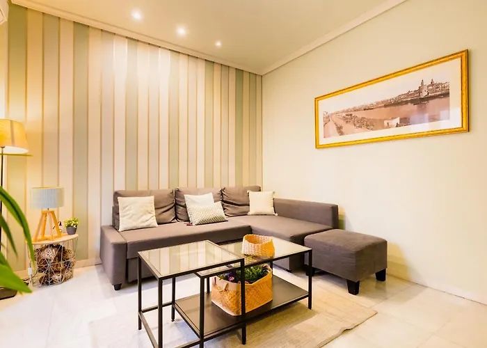 Nice Apartment In Arenal. Free Wifi Well Located