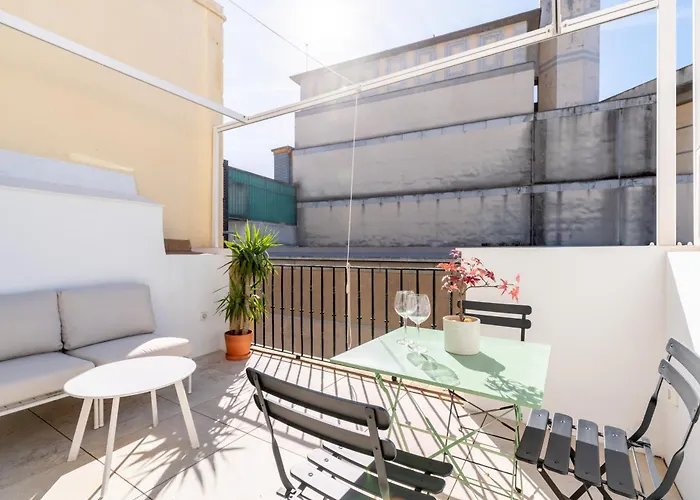 Duplex Con Terraza Junto A La Catedral