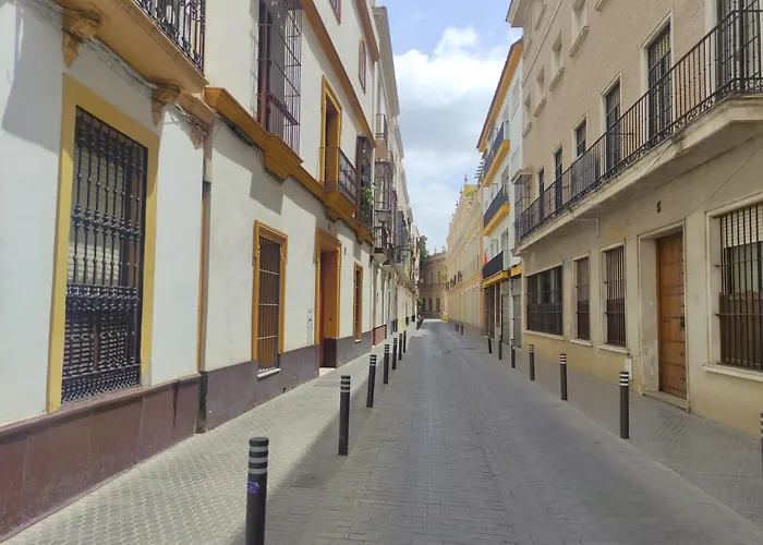Palacio De Los Marqueses De Monsalud